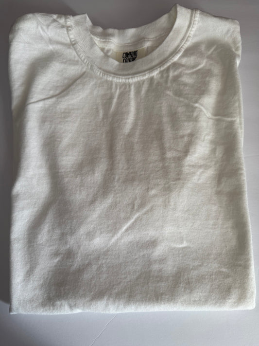 WHITE T-SHIRT